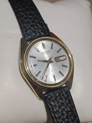 Seiko Automatic Mens Vintage Gold Tone Watch  7006-8002 Working
