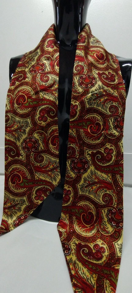 Bufanda puntiaguda vintage para hombre años 70 cachemira estilo satinado Liberace disco diseñador ROLAND Foto 2 de 4