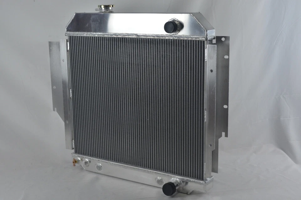 Radiador CU1455 para Ford E-150 E-250 E-350 Econoline Club Wagon 1992-1996 4,9 L Foto 3 de 4