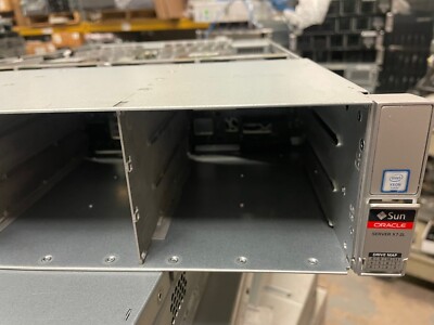 ORACLE / SUN X7-2L Server Dual power 2 X 4114 SILVER PROC. NO MEM. DISK