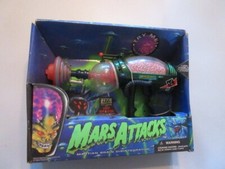 1996 Mars Attacks Martian Brain Disentegrator