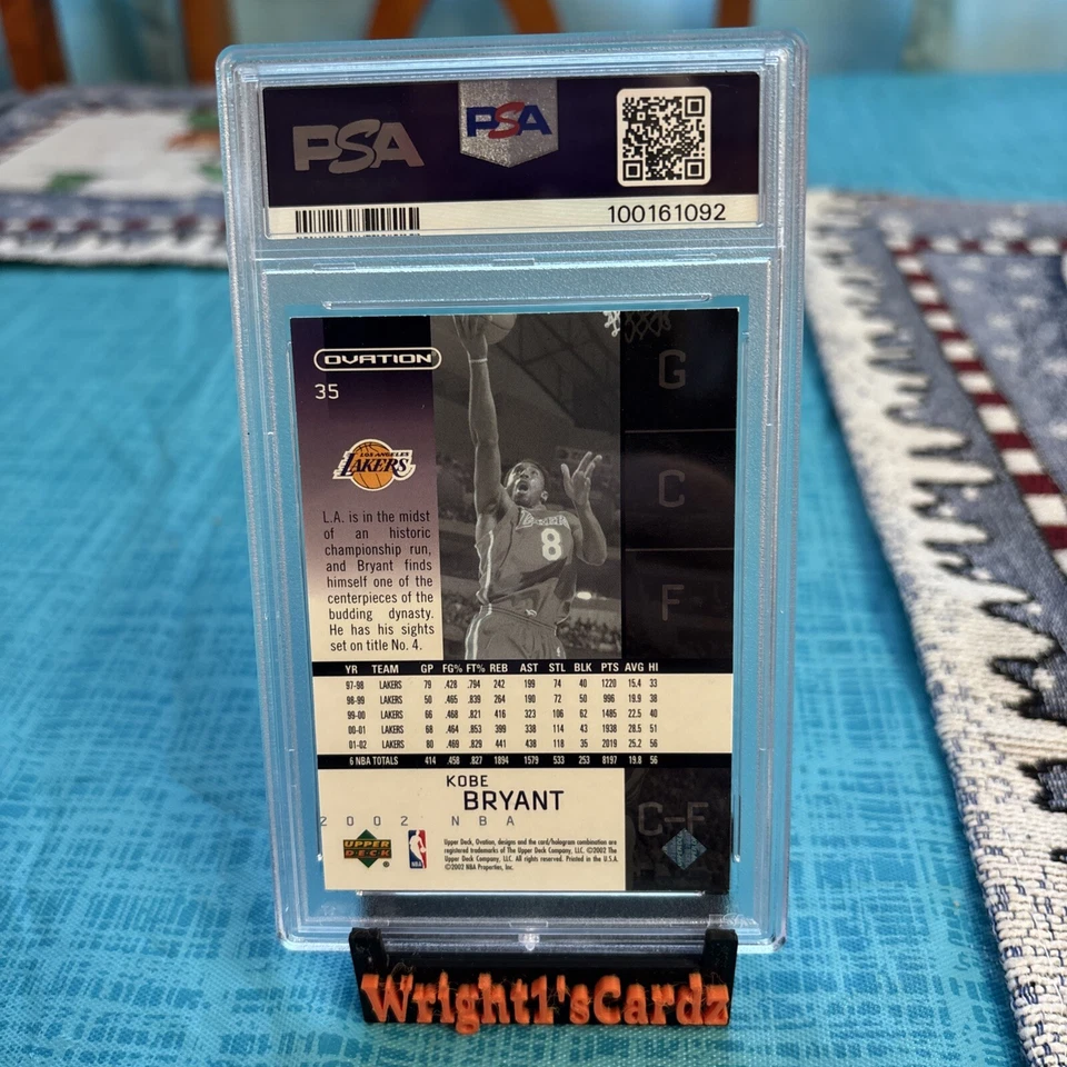 2002-03 Upper Deck Ovation #35 - Kobe Bryant - Los Angeles Lakers Basketball - Image 2 of 3