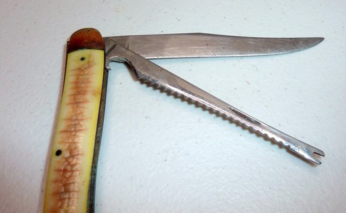 Vintage Ka Bar USA 2 Blade Folding Pocket Fishing Knife w/Scaler CPICS - Picture 3 of 14
