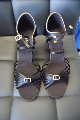 Scarpe da ballo latino palermo hotsell Scarpe da ballo latino palermo hotsell