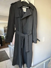 Black Vintage London Fog Trench Coat Mens 38R Two Zip Thinsulate Liners Belted