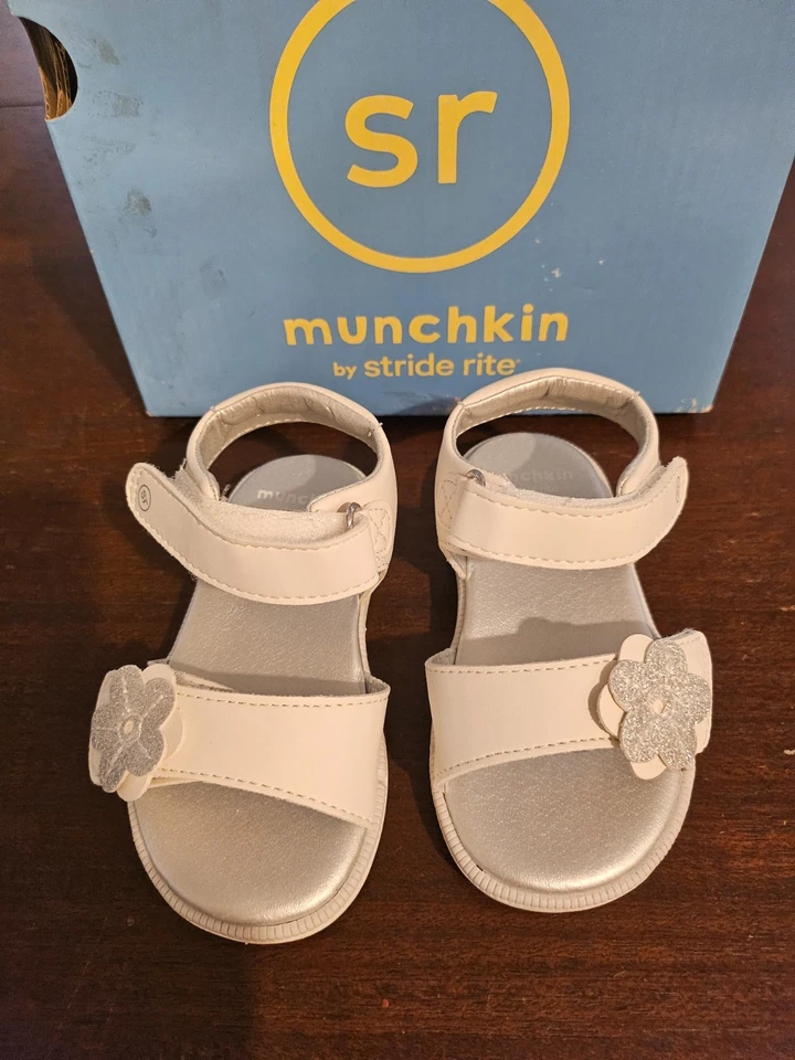 Сандалии Munchkin by Stride Rite для маленьких девочек нефритовые белые 5 М новые в коробке - Изображение 3 из 4