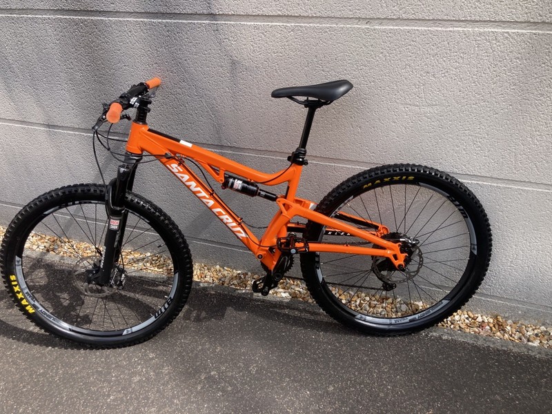 Santa Cruz Heckler full suspension mountain bike 27.5 Wheel