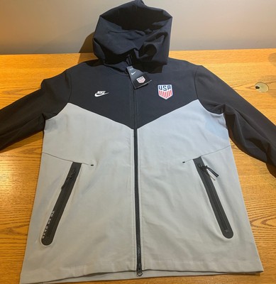 nike tech fleece us