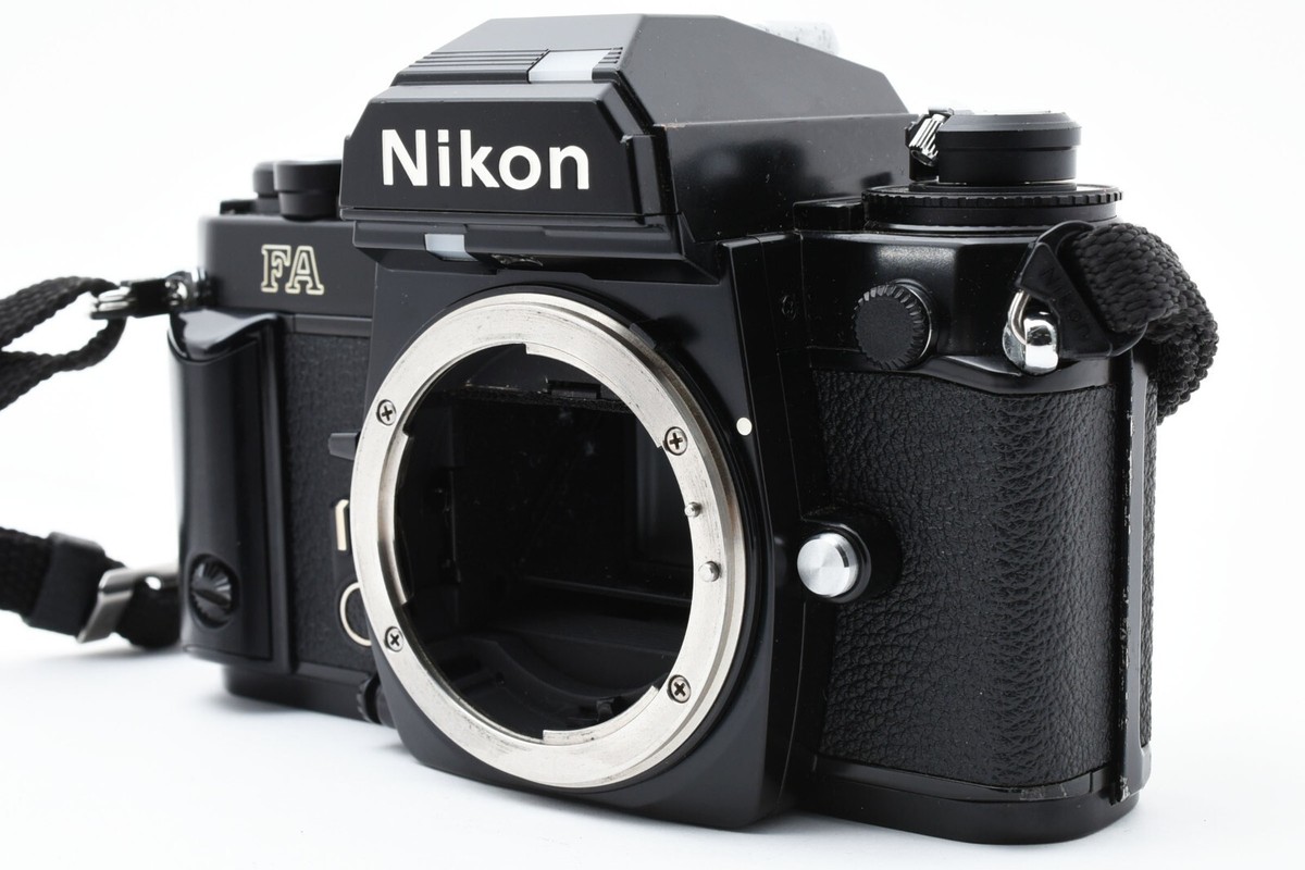 NEAR MINT w/Strap] Nikon FA Black 35mm SLR Film Camera Body