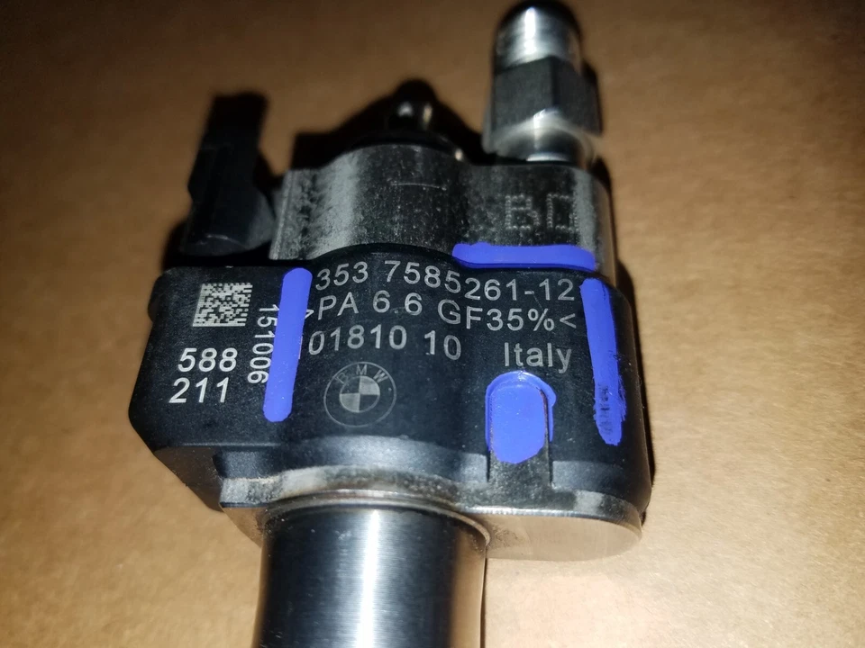 07-13 BMW N54 135I 335I 535I INYECTOR COMBUSTIBLE ALTA PRESIÓN 13537585261 ÍNDICE 12 Foto 3 de 4