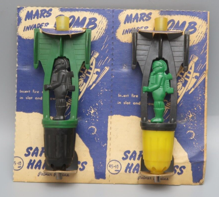 1960 Mars Invader Camp Bomb w/ Spaceman Original Packaging Palmer