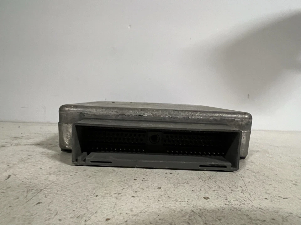 02-03Mazda MPV furgoneta motor control informático ECM OEM ECU 2ALF-12A650-AF Foto 3 de 3