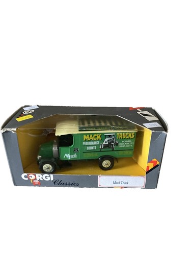 CORGI CLASSIC East Anglian Fruit Co Delivery Truck C820 1929