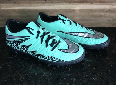 hypervenom turf size 6
