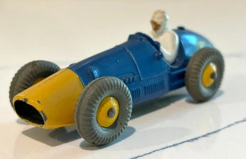 VINTAGE DINKY #234 FERRARI F1 RACE CAR BLUE & YELLOW #5