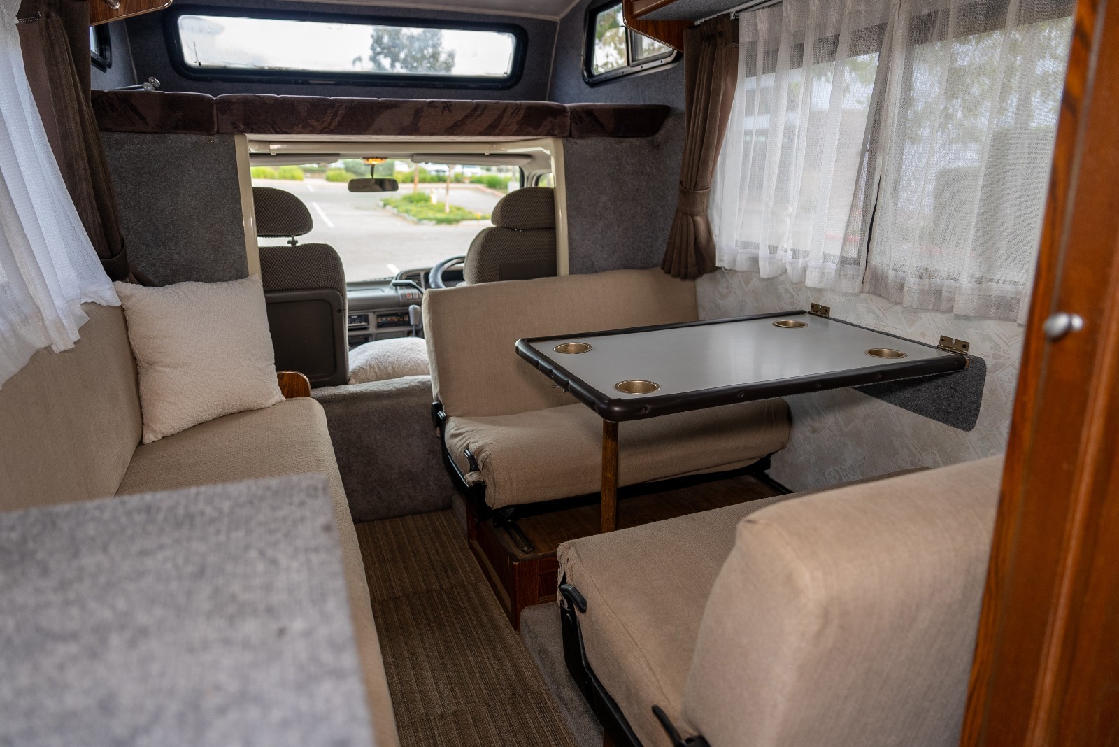 Isuzu ELF 4WD Diesel RV