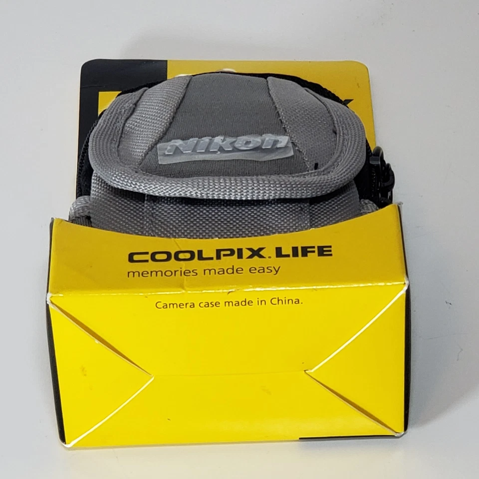 Nikon Coolpix L Series Camera Case for 2100, 2200, 3100, 4100, 4600, 5600, 7600 - Image 3 of 4