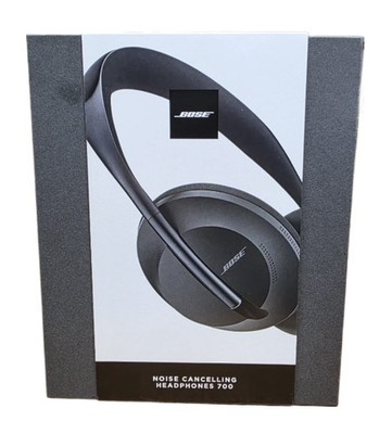 Bose - Noise Cancelling Headphones 700 - Triple Black - 794297-0100