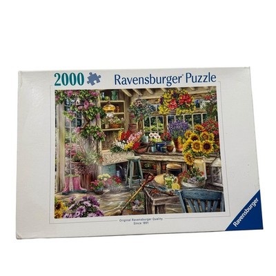 Ravensburger 2000 Piece Gardeners Paradise Puzzle Floral Potting Scene 166315