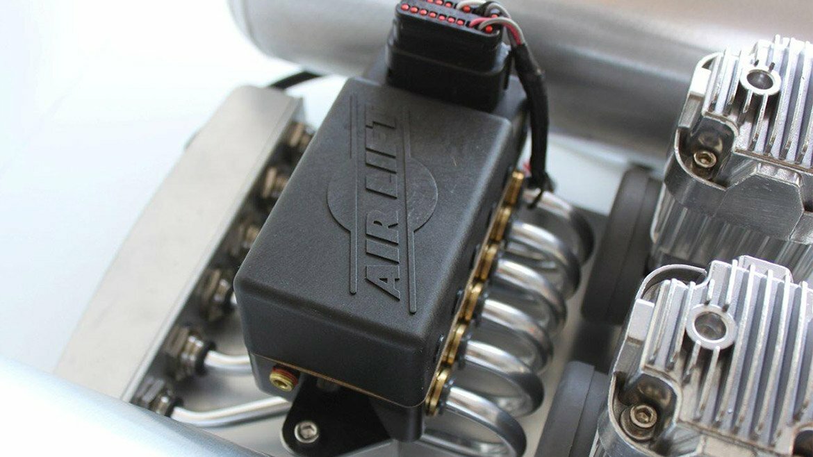 AIRLIFT AUTO PILOT V2 AIR MANAGEMENT SYSTEM FOR AIR RIDE SUSPENSIONS