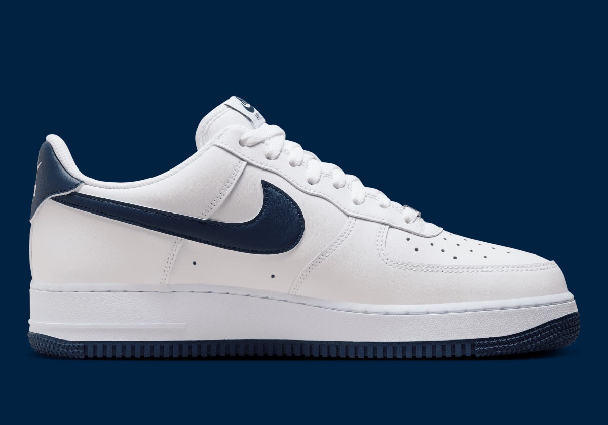 Nike Air Force 1 '07 Men's White Midnight Navy Sports Sneaker