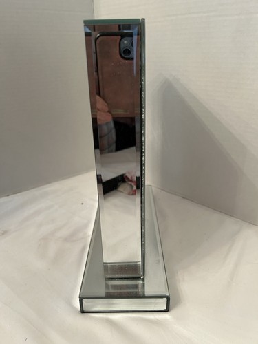 Clock Hollywood Glam Crystal Crush Diamond Mirrored 11.5” Tall 10” Base Quartz - Picture 6 of 9