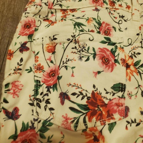 Old Navy Floral And Birds - Picture 6 of 6