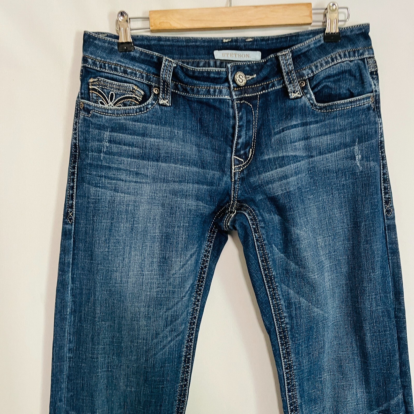 Stetson Womens 10 Jeans Hollywood Bootcut measure 32… Gem