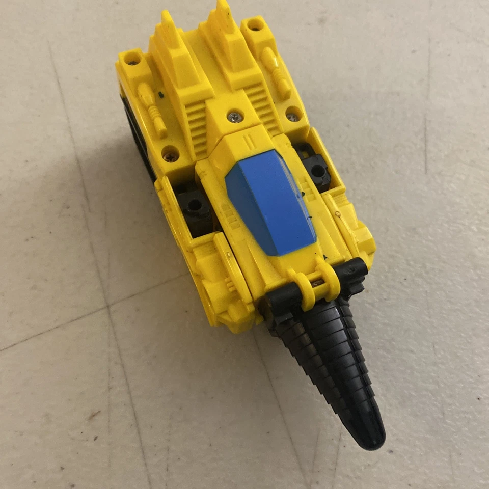 HASBRO VTG 1992 TRANSFORMERS G1 EUROPEAN RESCUE FORCE DRILL TANK ROBOT LIOKAISER - Image 4 of 4