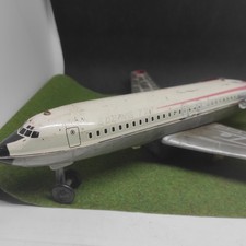 Avion de ligne Boeing 727 Aircraft  Playart jouet électrique en tôle 32 cm