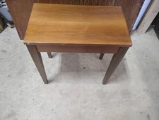Vintage Organ Bench Measures 22in W x 22in T x 12in D MAKE OFFER 