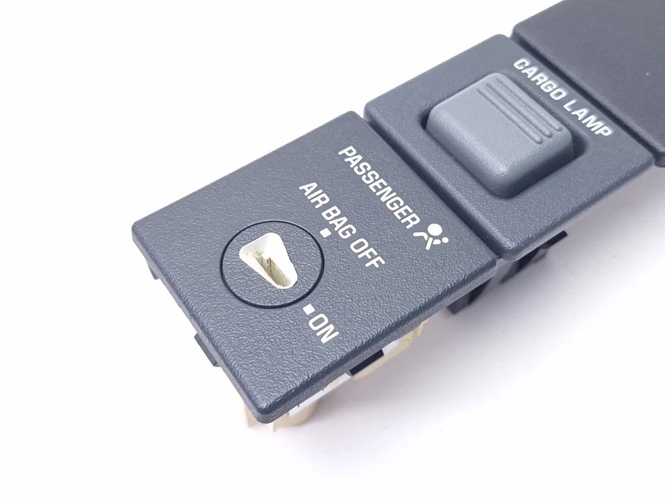 1995-1999 OBS Chevy GMC Suburban Tahoe Yukon Dash Airbag Switch / Cargo Lamp GM - Image 4 of 4