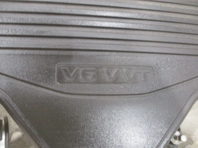 GMC Acadia Canyon 2017 cubierta de motor de 3,6 L 88 k OEM LKQ Foto 2 de 4