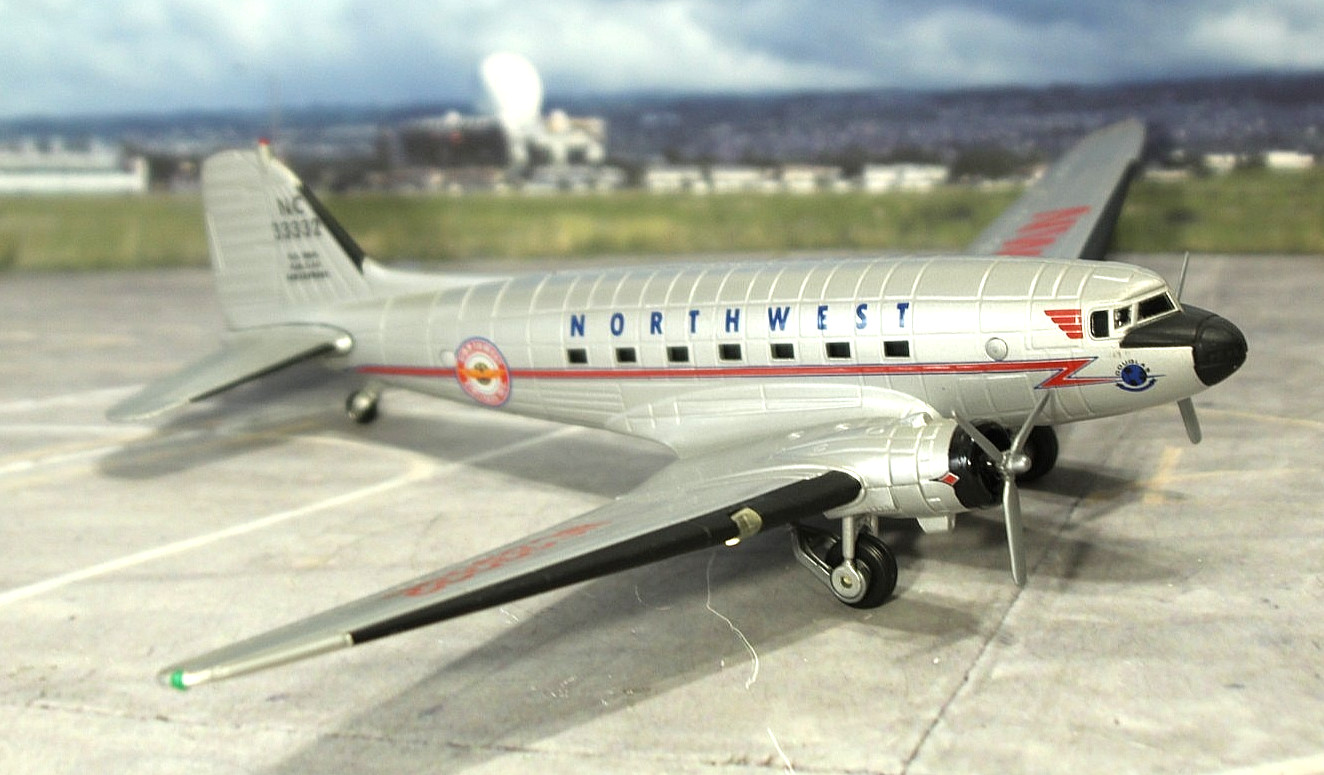 Historic Douglas DC3 Northwest Airlines 1:72 Scale EXTREMELY RARE