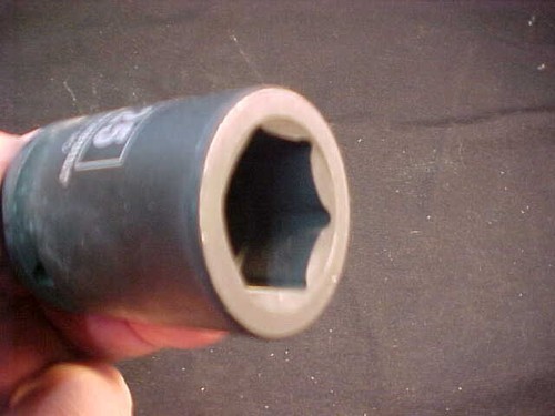 New Powerbuilt 647392 - 6 Point Impact Socket 25mm 3/4" Drive CR-MO - Picture 3 of 4