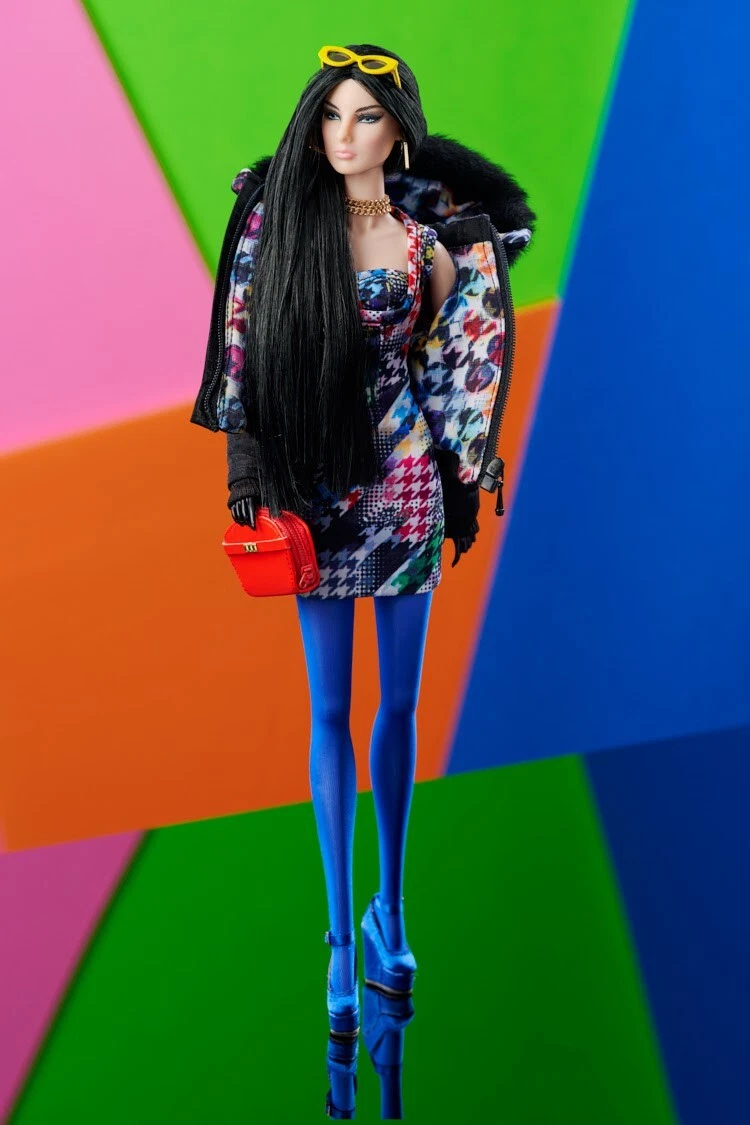 Integrity Toys Primary Subject Dressed Doll The NU. FACE