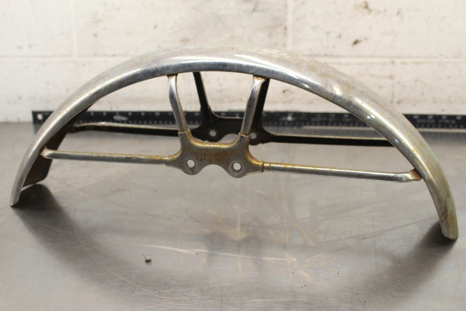 Suzuki GT185 1975 Adventurer guardabarros cubierta carenado X849 Foto 4 de 4