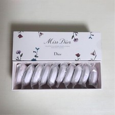 Dior rose bath bomb bath salts