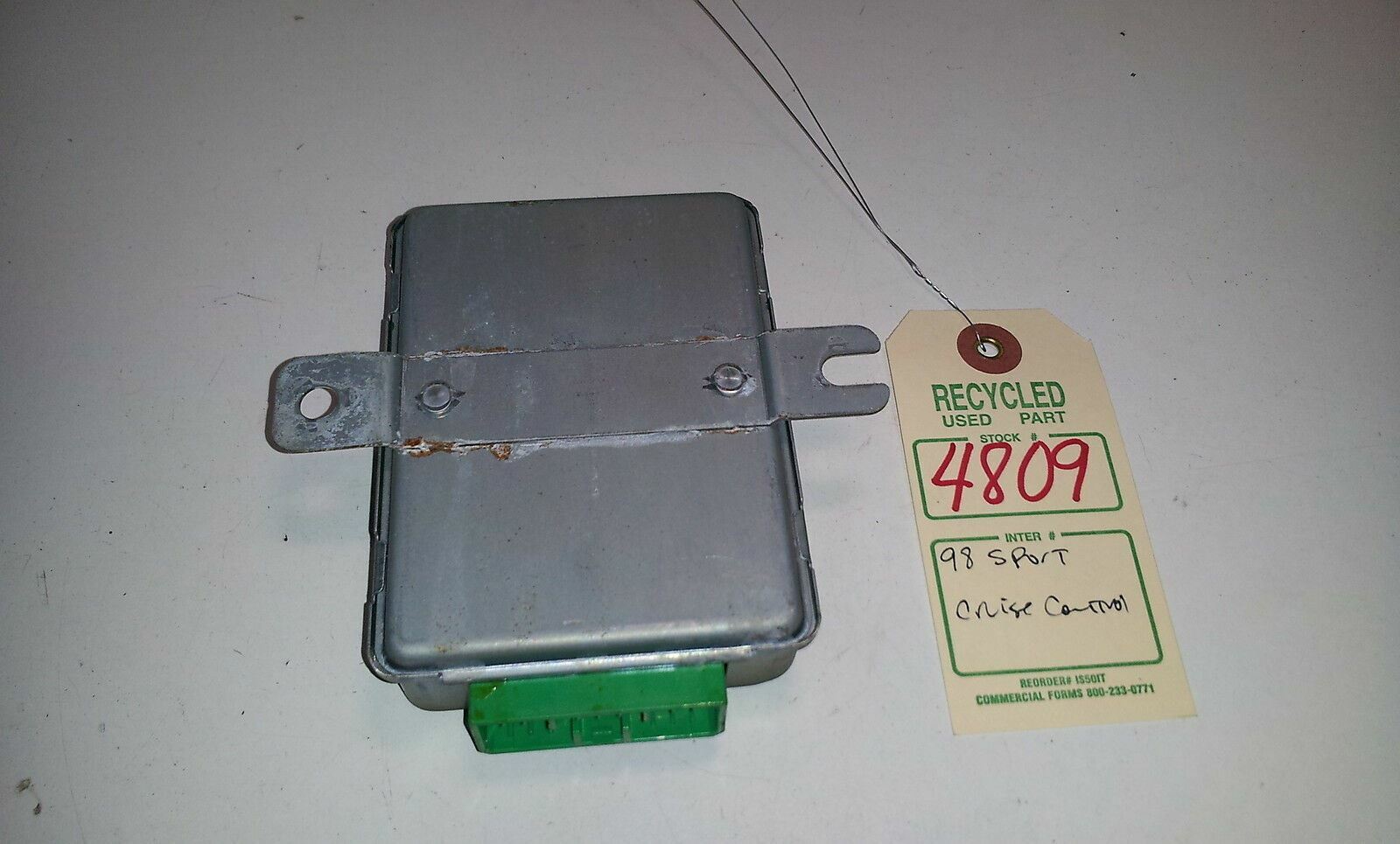 1997 Mitsubishi Montero Sport Cruise Control Module MB942483 for