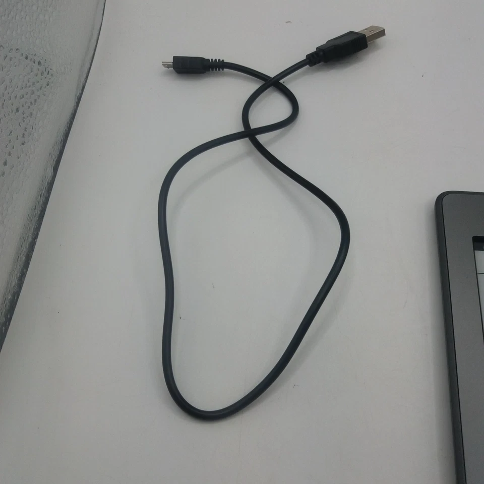 Amazon Kindle Touch (4th Generation) 4GB, Wi-Fi  , 6inch - Grey h24 - Image 2 of 4