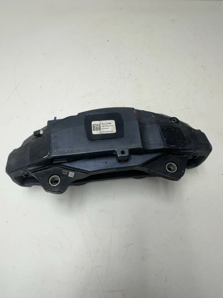 2023 2024 2025 Cadillac Escalade Right RH Passenger Caliper 86793183 OEM - Image 3 of 4
