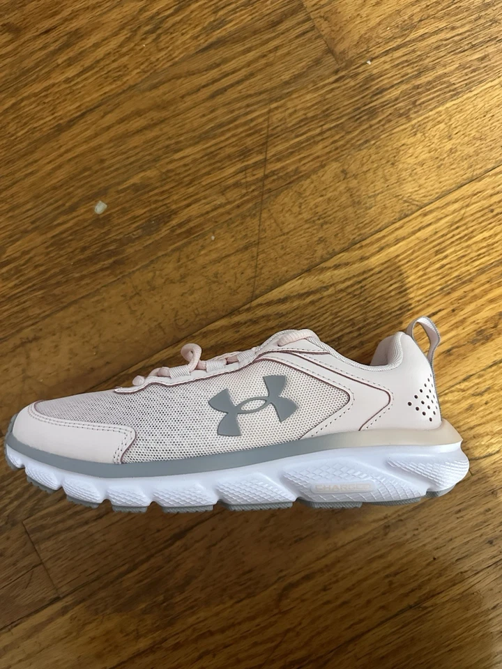 Under Armour para mujer UA W Charged Assert 9 talla 6,5 Foto 4 de 4