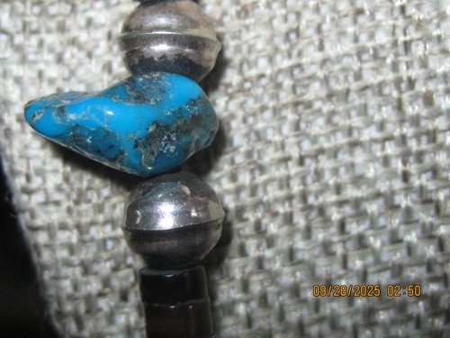 1960s Vtg NAVAJO STERLING SILVER BENCH BEAD TURQUOISE NECKLACE - Picture 3 of 7