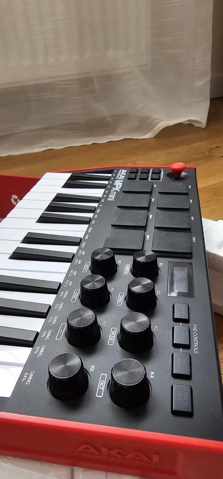 AKAI PROFESSIONAL MPK Mini Clavier Maitre + Boite + Cable Midi Controller piano - Imagen 4 de 4