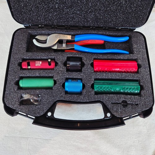 DX Engineering UT-KIT4 Complete Coax Cable Tools with Guide - Afbeelding 3 van 5