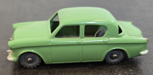 LESNEY MATCHBOX MOKO #43 HILLMAN MINX GREEN w BOX UNPLAYED WITH VERY NICE - Picture 6 of 12