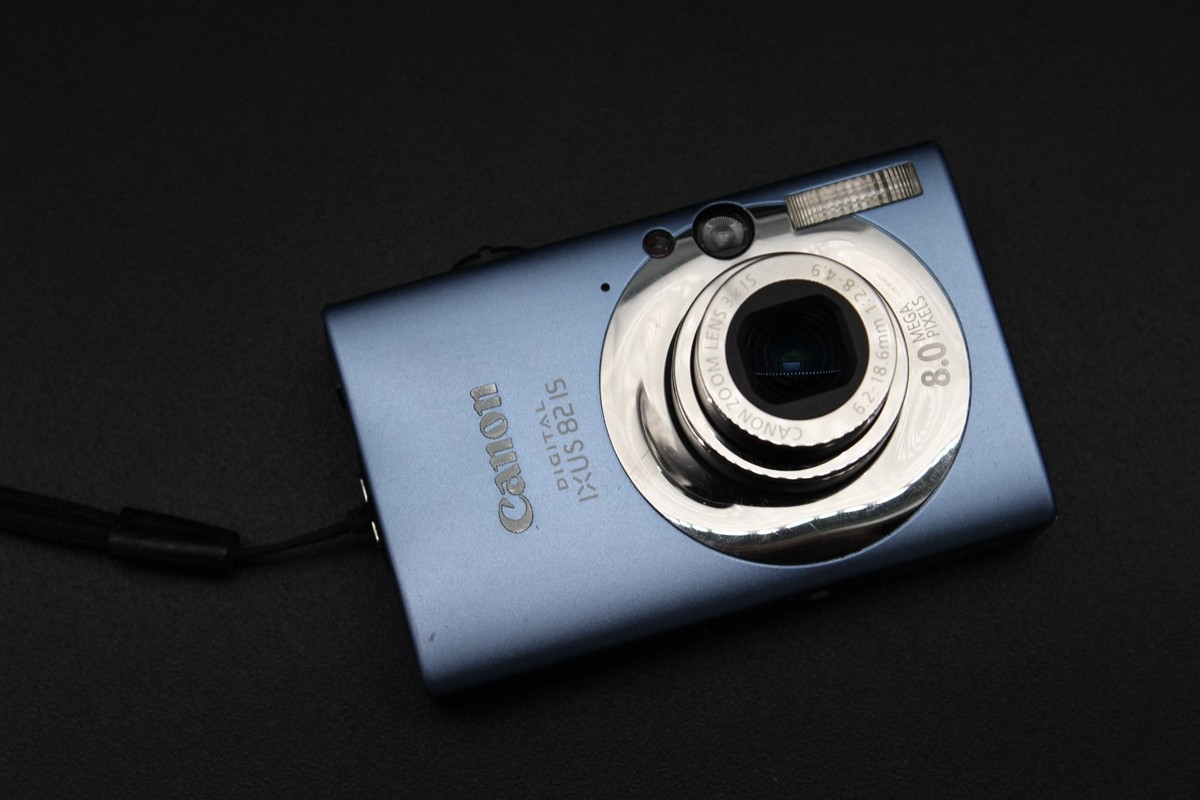 【J2263】Canon DIGITAL IXUS 82 IS キャノン Canon Digital Ixus 82 IS - Classic digital - Christopher J