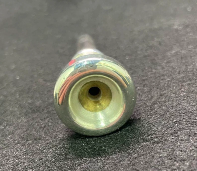 Boquilla trompeta Marcinkiwicz firma sala de conciertos E10.3 CH modelo Bobby Shew Foto 3 de 4