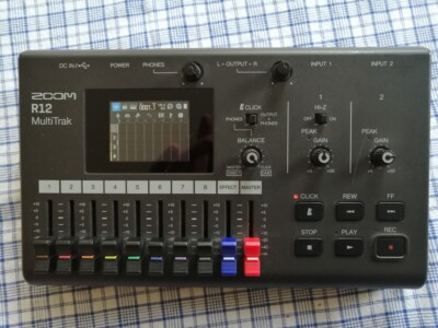 Zoom R 12 Multitrak Zustand gebraucht. Funktioniert perfekt mit neuester Firmwar
