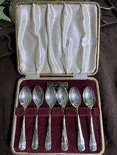 Vintage, 1941, Edward Viner,  Silver spoon set in case. World War ll Era.